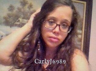 CarlyJ6989