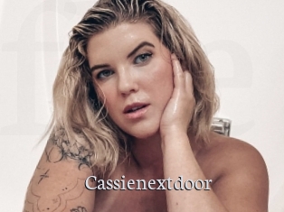 Cassienextdoor