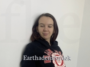 Earthadensfordek