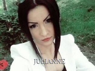 JULIANNE_