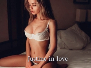 Justine_in_love