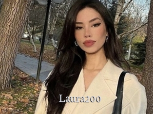 Laura200