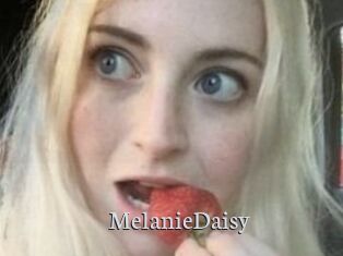 Melanie_Daisy