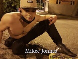 Mikee_Jonnes