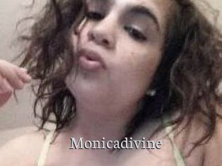 Monica_divine