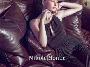 NikoleBlonde