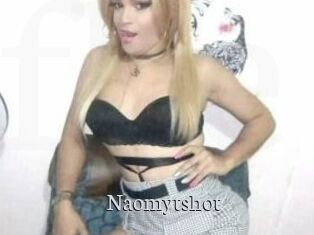 Naomytshot